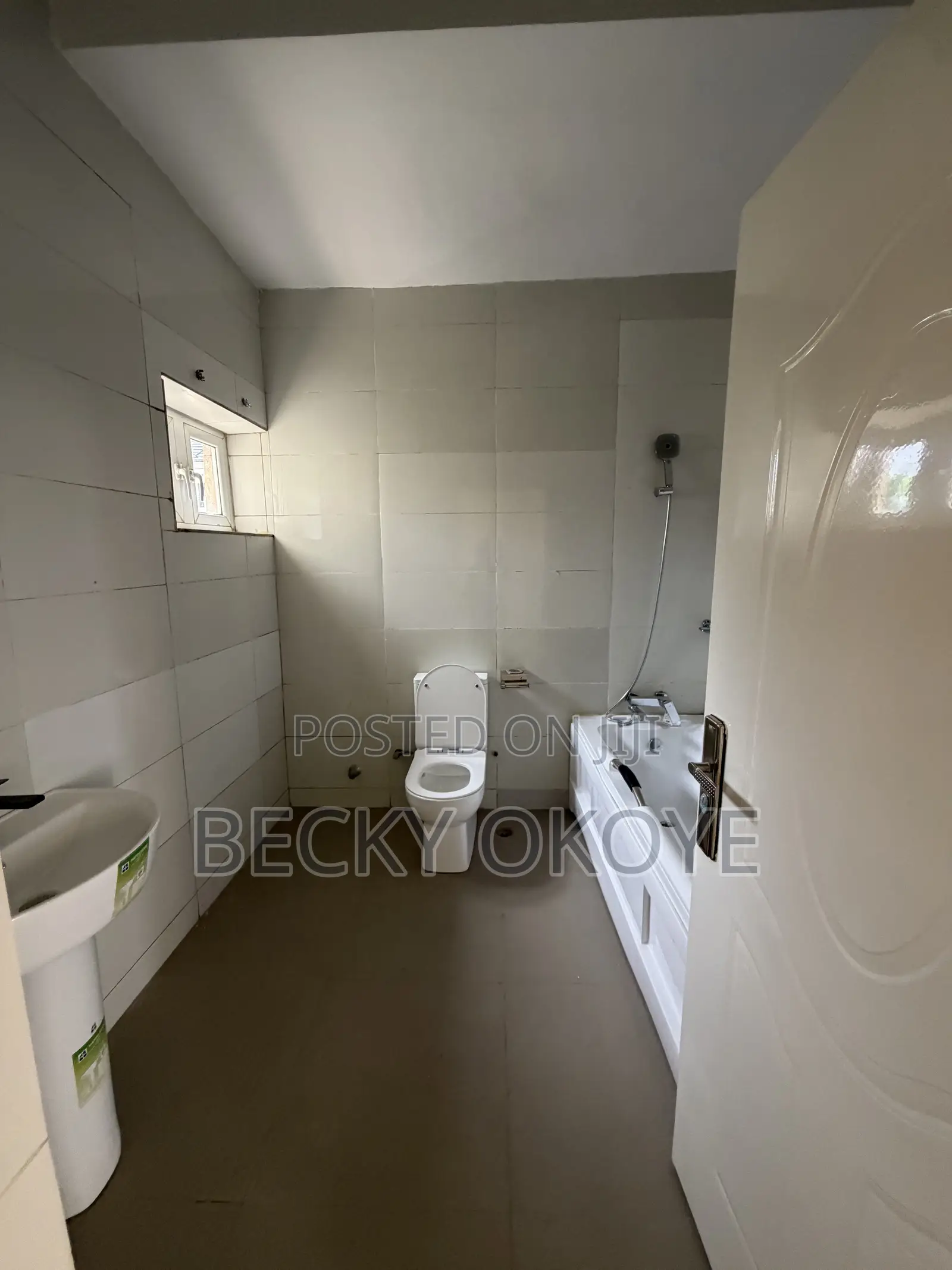 4bdrm Townhouse / Terrace in Guzape for rent
