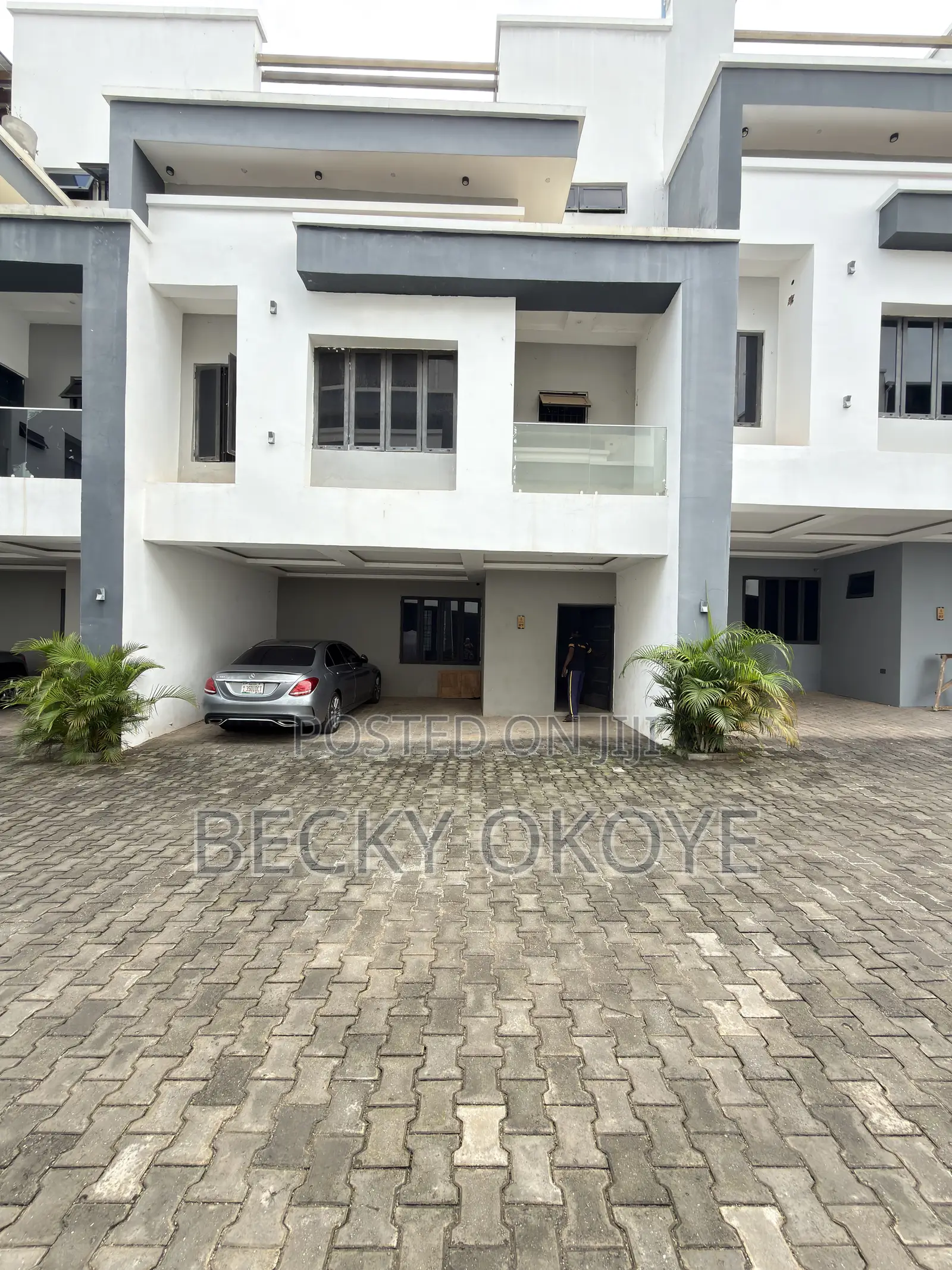 4bdrm Duplex in Wuye for sale