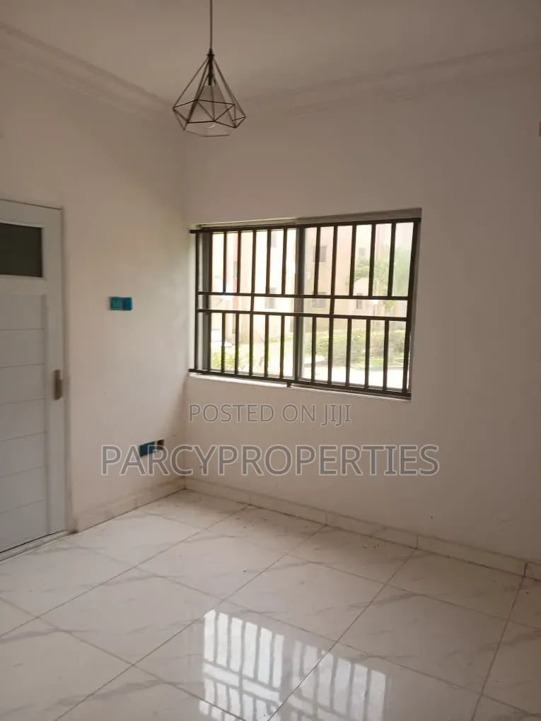 Furnished 3bdrm Apartment in Abijo for rent