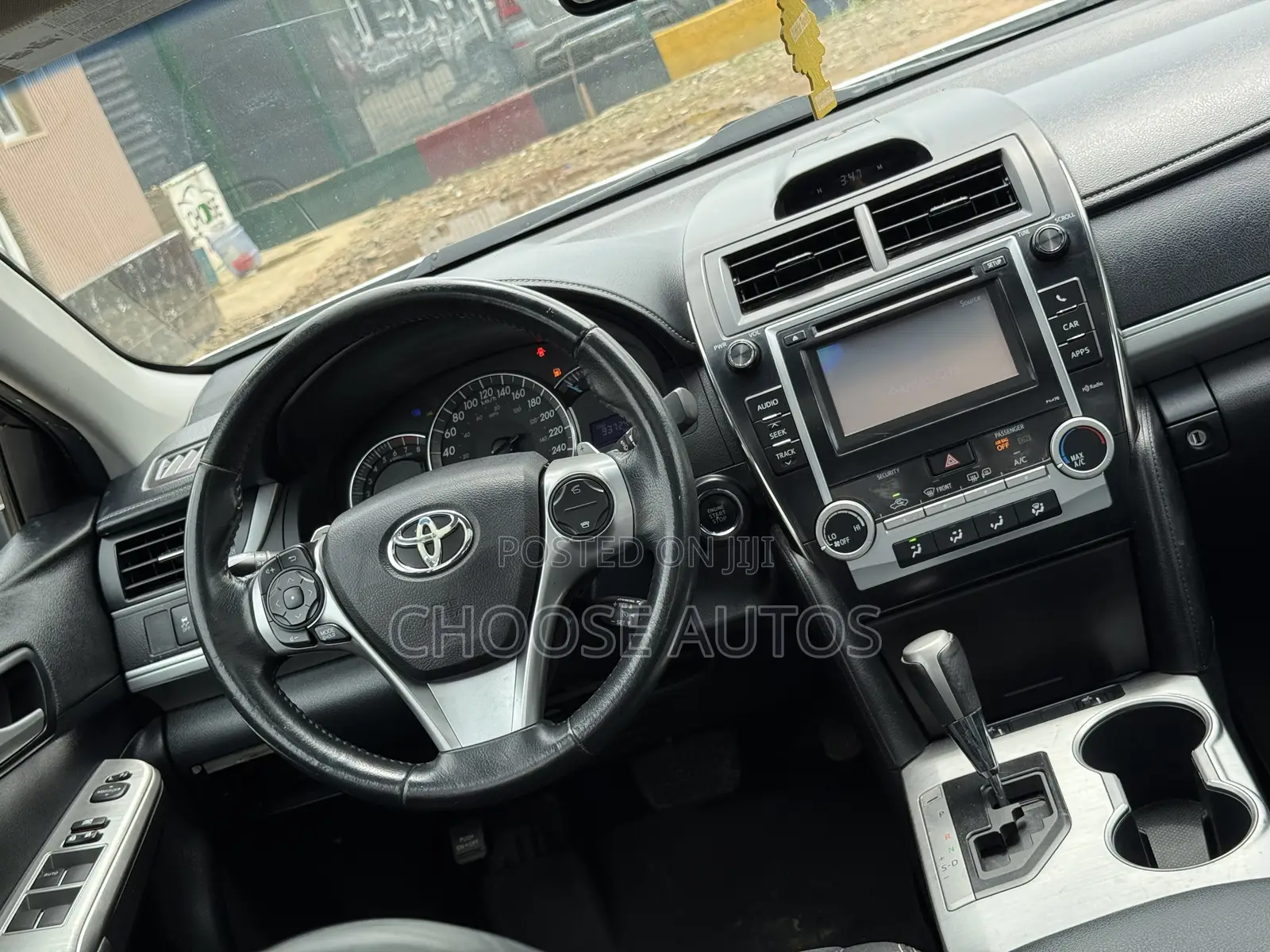 Toyota Camry SE Sport 4dr Sedan (2.5L 4cyl 6A) 2014 White