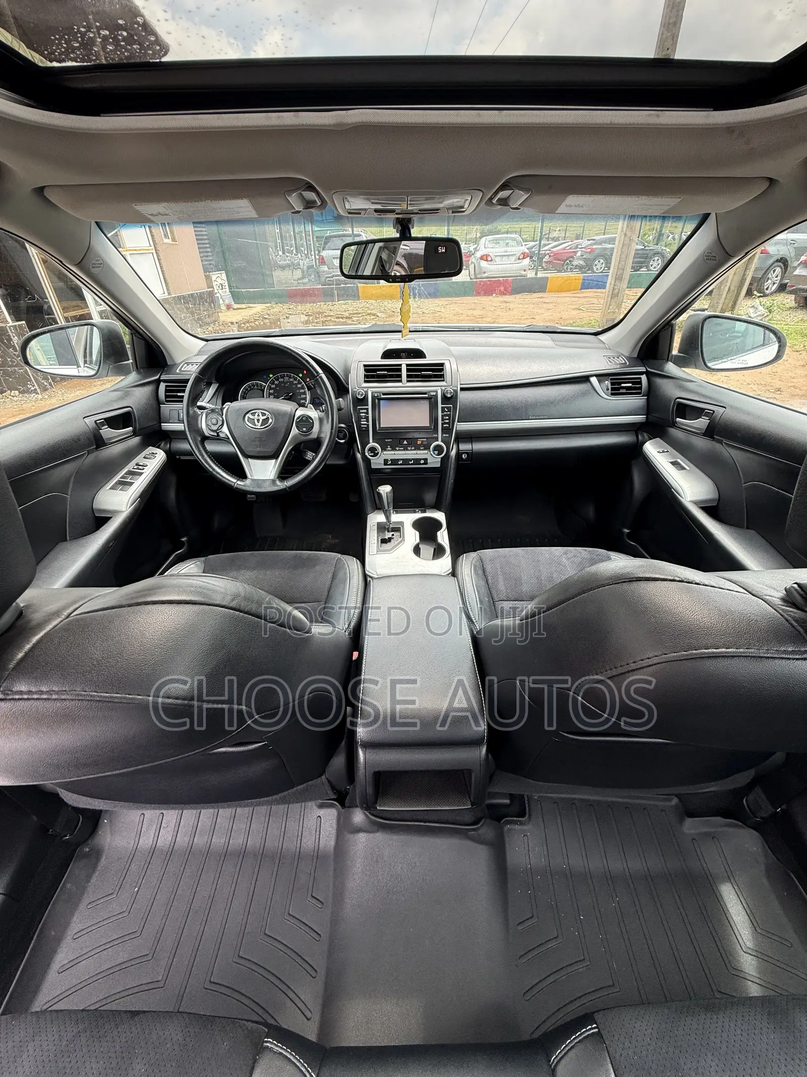 Toyota Camry SE Sport 4dr Sedan (2.5L 4cyl 6A) 2014 White