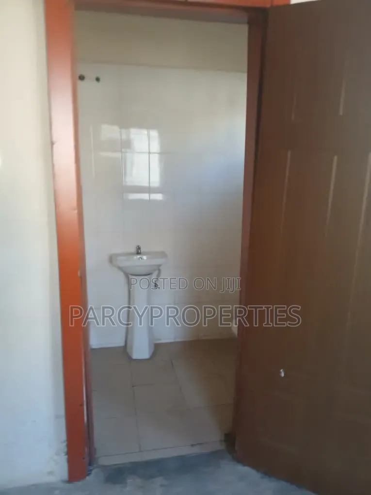 Furnished 3bdrm Apartment in Abijo for sale