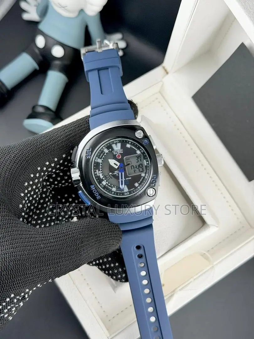 Citizen Quality Luxury Men Rubber Strap Wristwatch