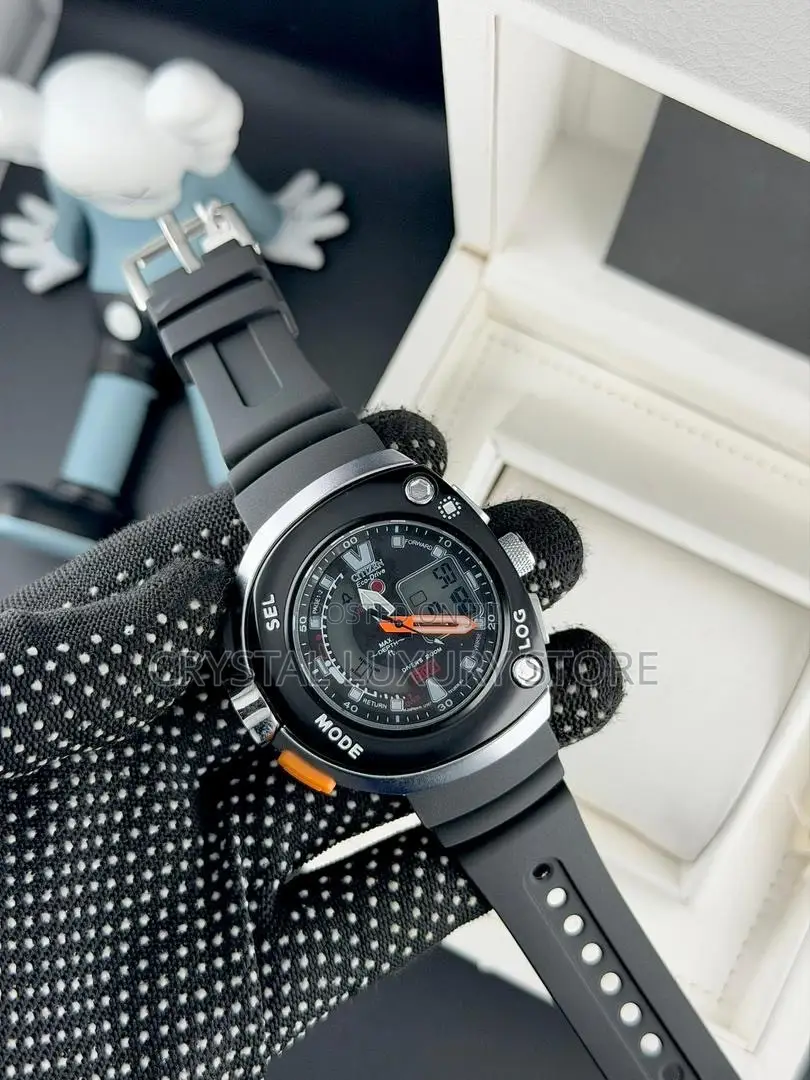 Citizen Quality Luxury Men Rubber Strap Wristwatch