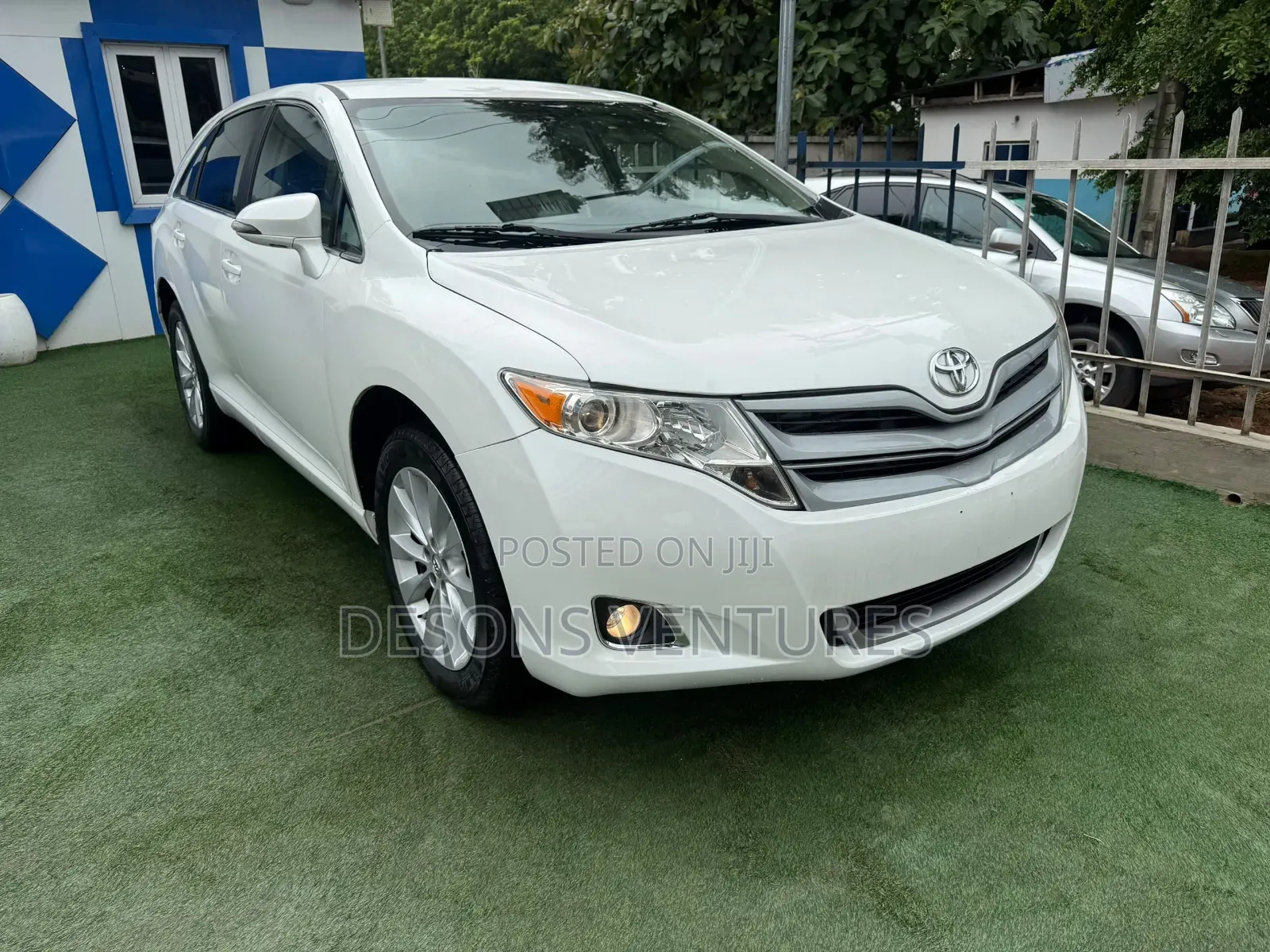 Toyota Venza LE 2013 White