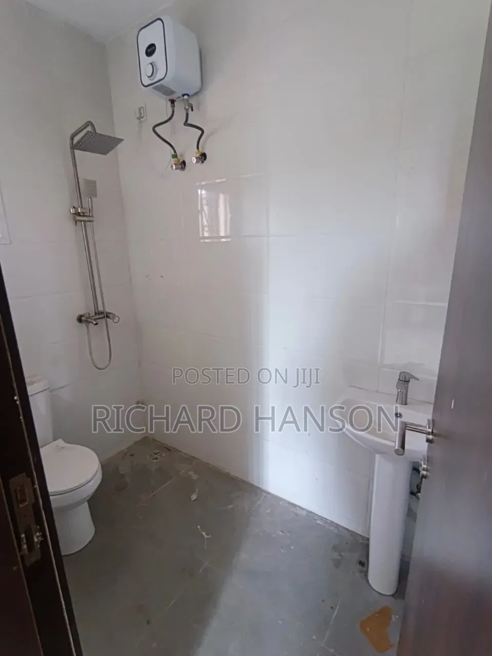 3bdrm Apartment in Majek Sangotedo for rent