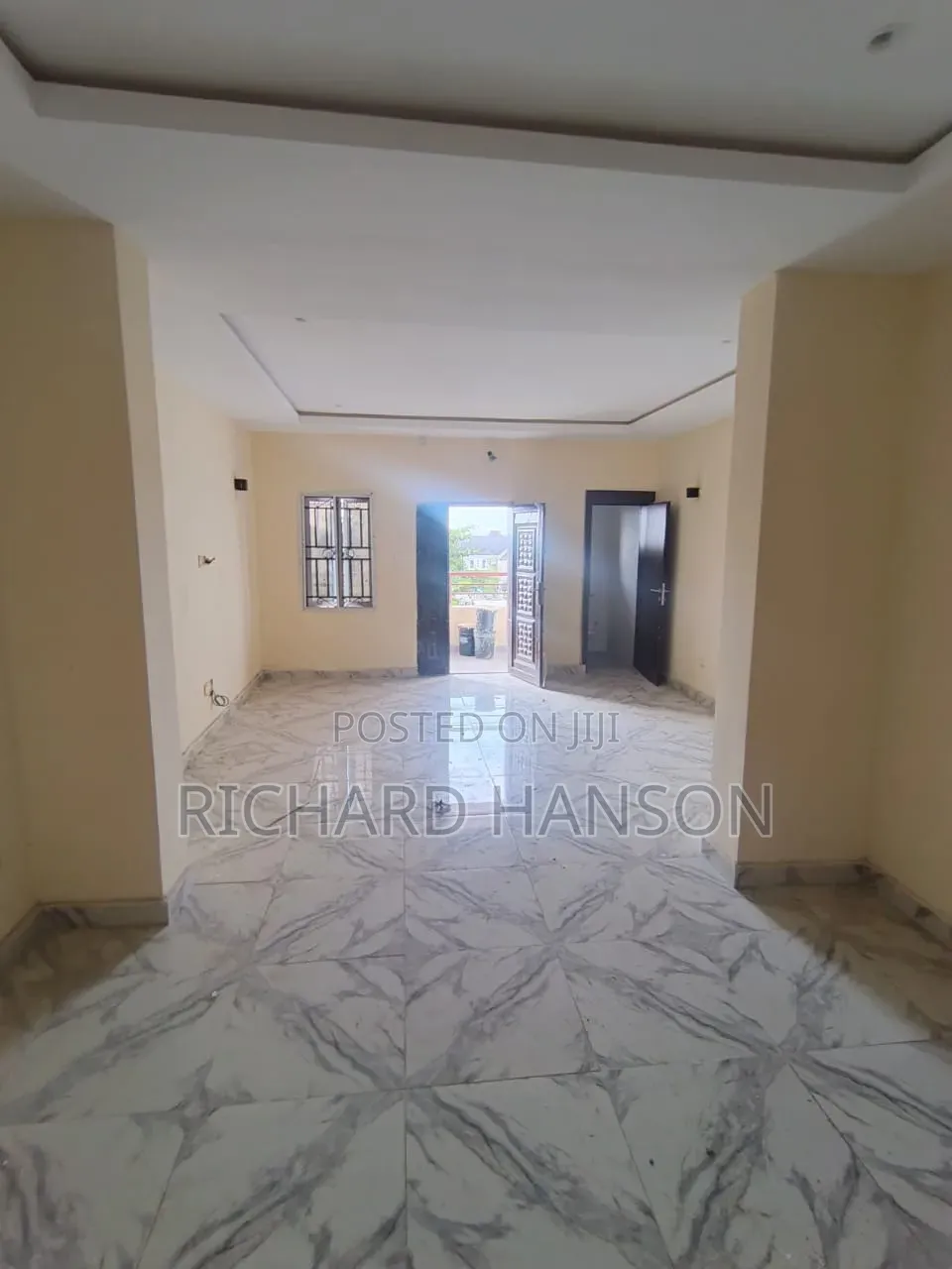 3bdrm Apartment in Majek Sangotedo for rent
