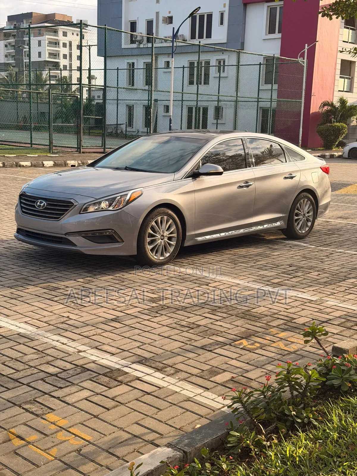 Hyundai Sonata Limited 4dr Sedan (2.4L 4cyl 6A) 2015 Gray