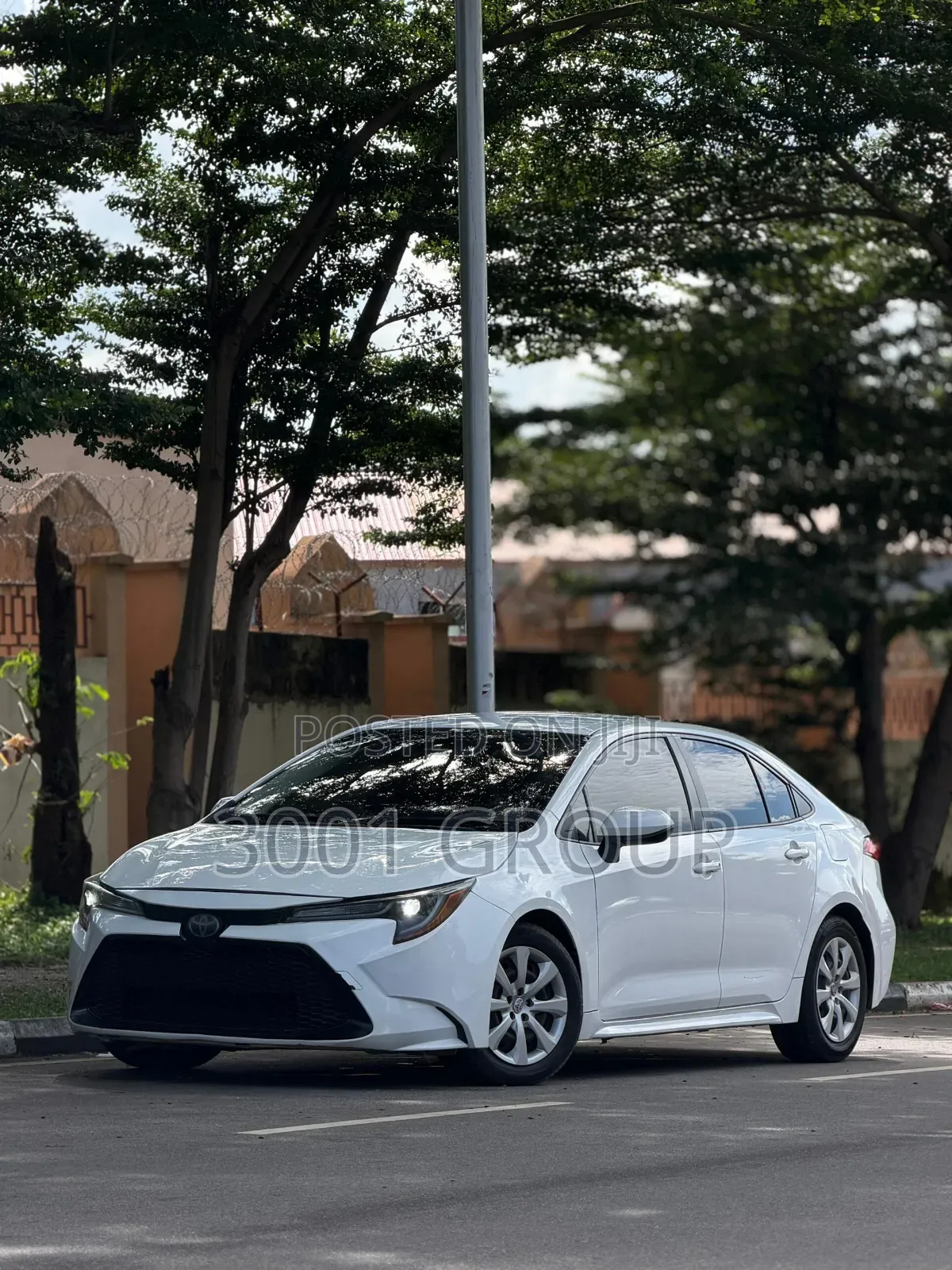 Toyota Corolla 2019 White