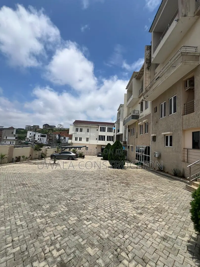 5bdrm Duplex in Guzape District for rent