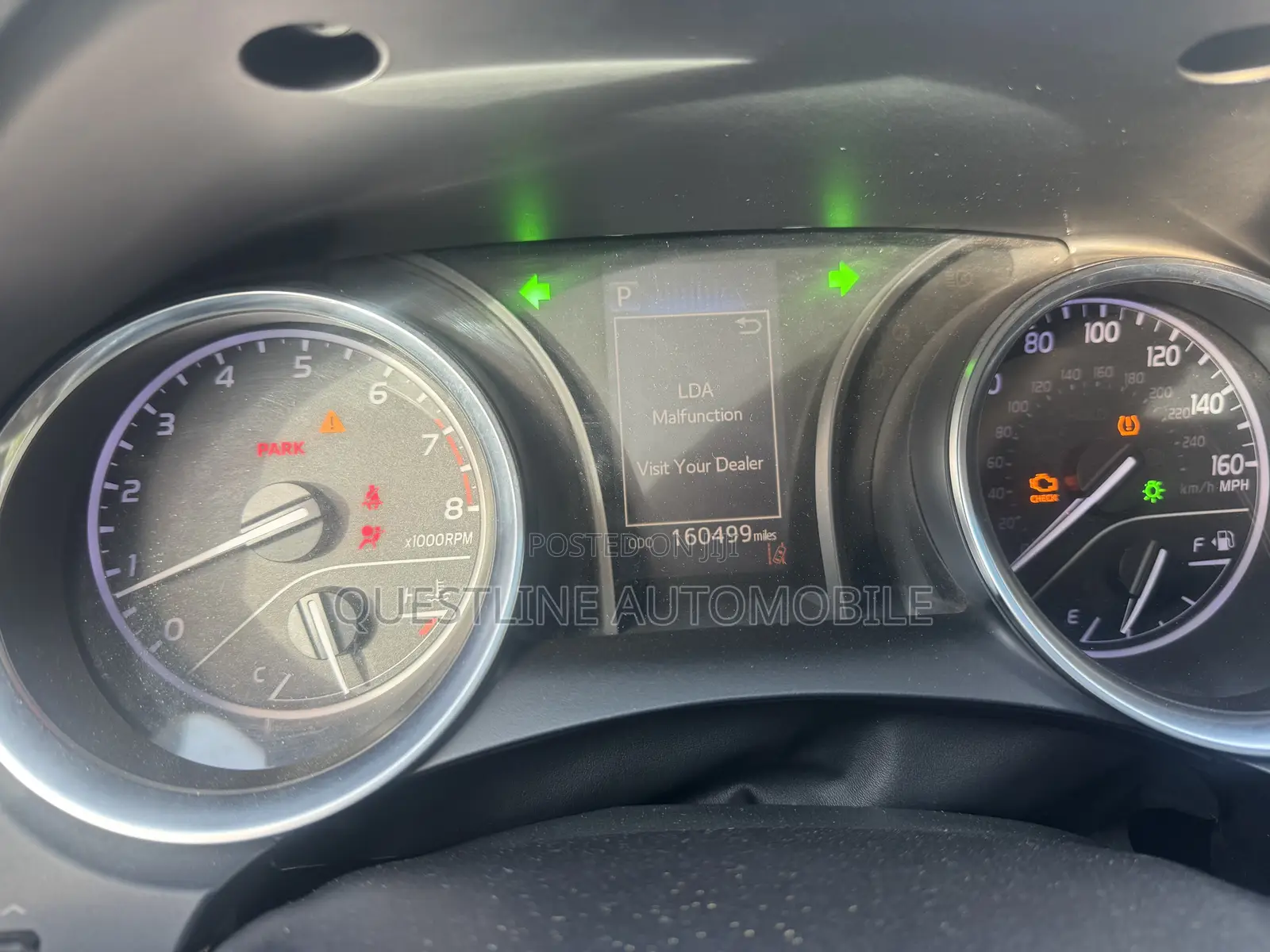 Toyota Camry SE FWD (2.5L 4cyl 8AM) 2018 Burgundy