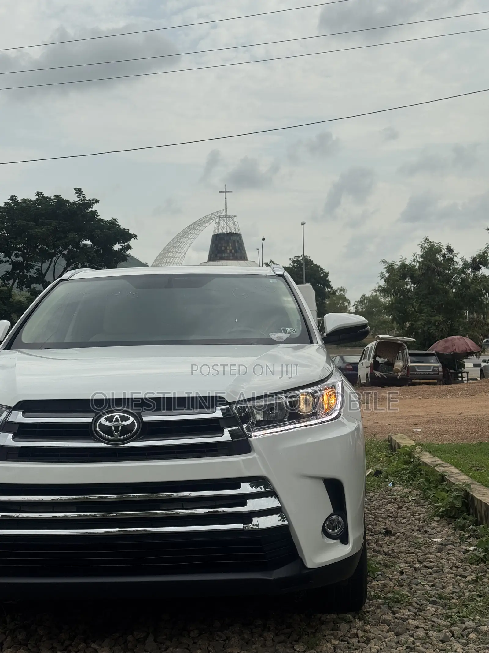 Toyota Highlander XLE 4dr SUV AWD (3.5L 6cyl 6A) 2015 White