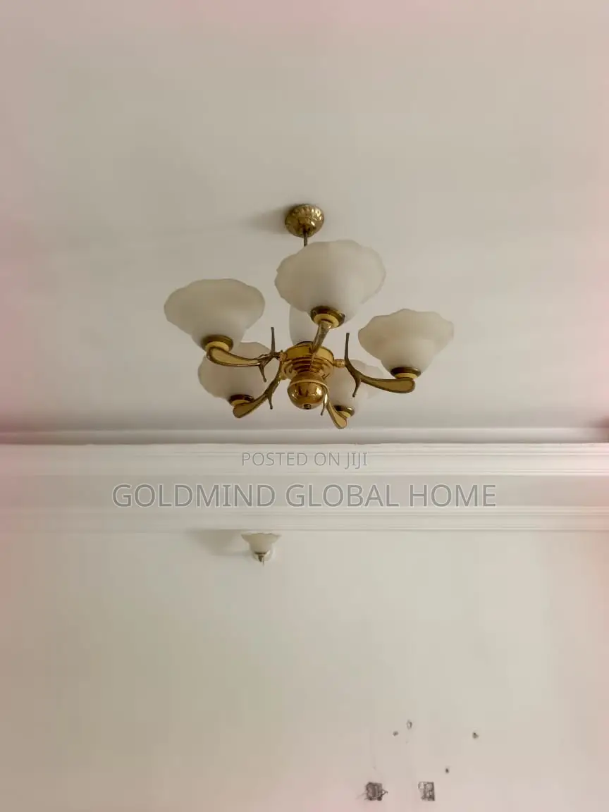 3bdrm Bungalow in Along Von Estate, FHA for sale