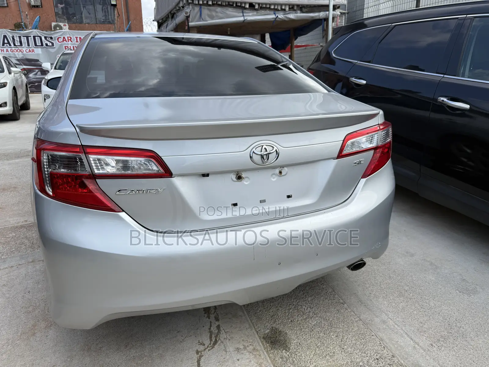 Toyota Camry SE 4dr Sedan (2.5L 4cyl 6A) 2014 Silver
