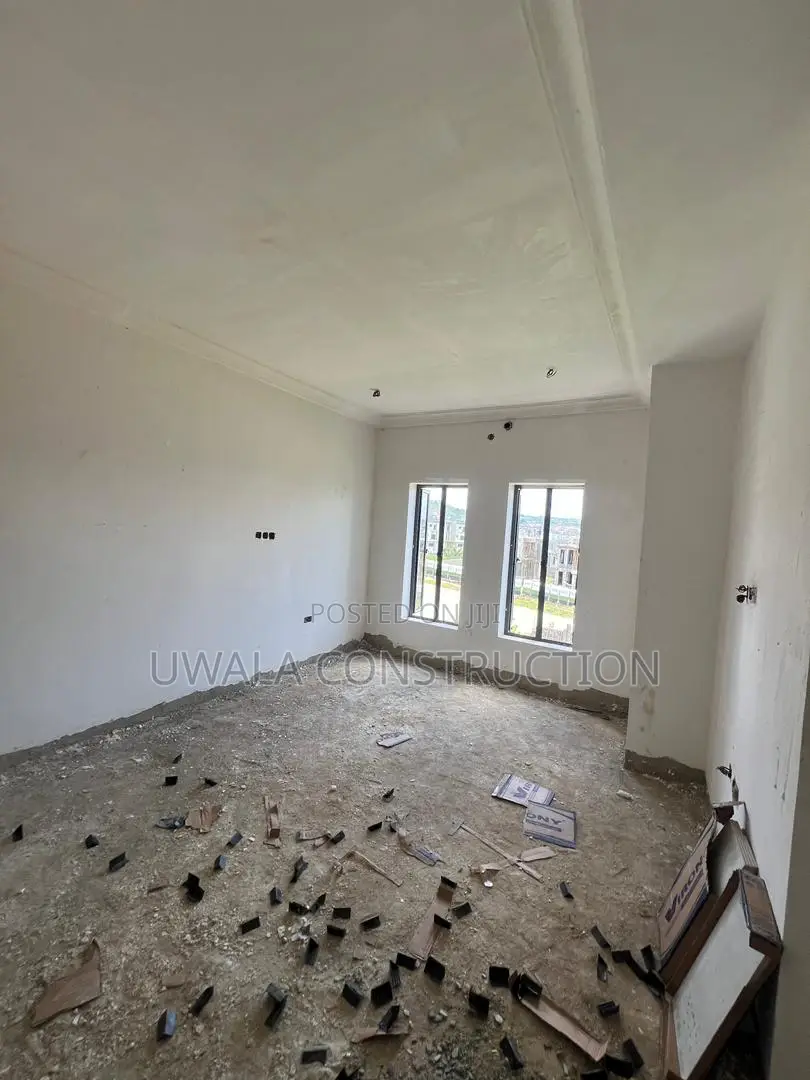 4bdrm Duplex in Guzape District for sale
