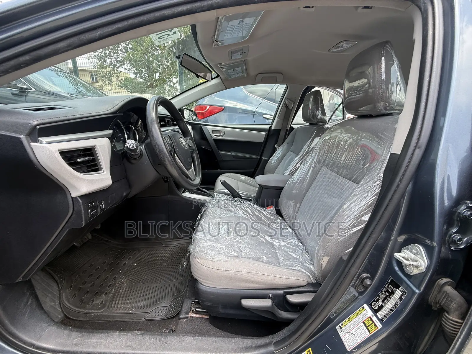 Toyota Corolla LE Eco Plus 4dr Sedan (1.8L 4cyl CVT) 2015 Gray