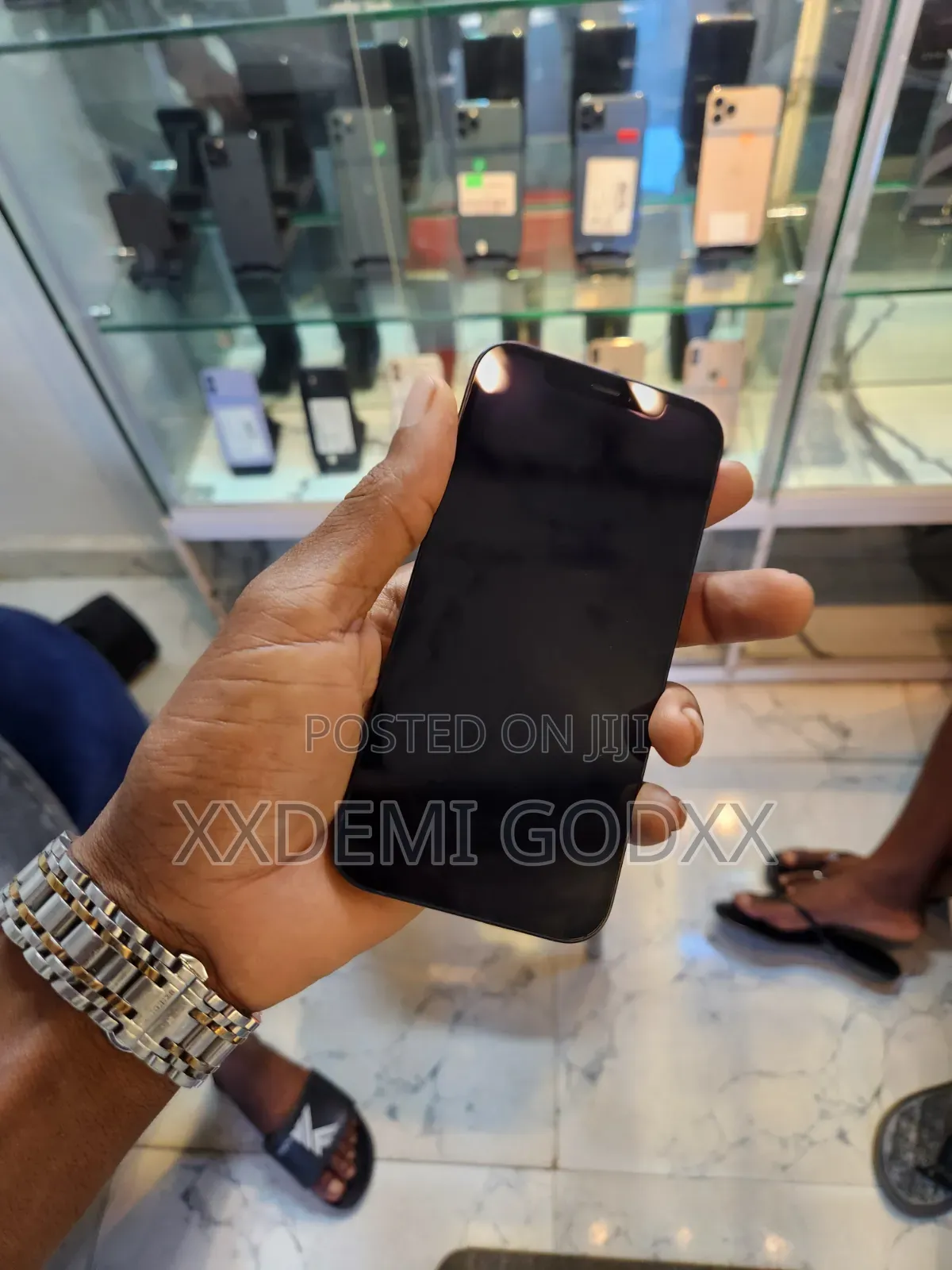 Apple iPhone 12 64 GB Black