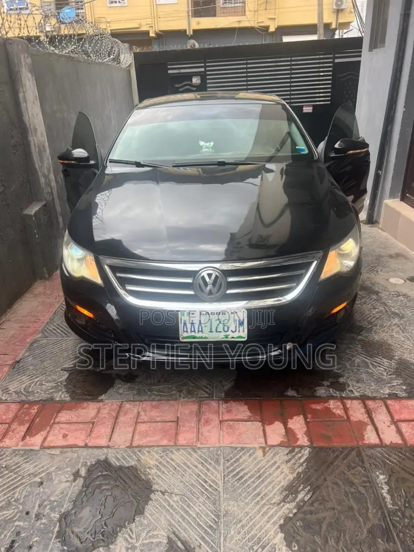 Volkswagen Passat 2.0 Sedan 2010 Black