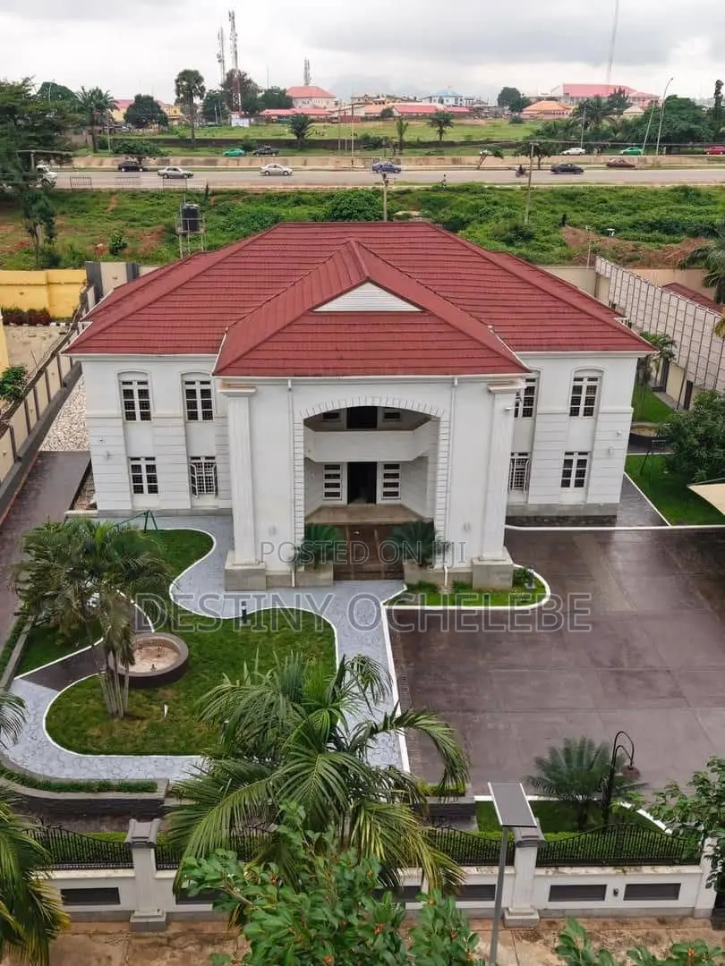 5bdrm Duplex in Apo Legislative, for sale