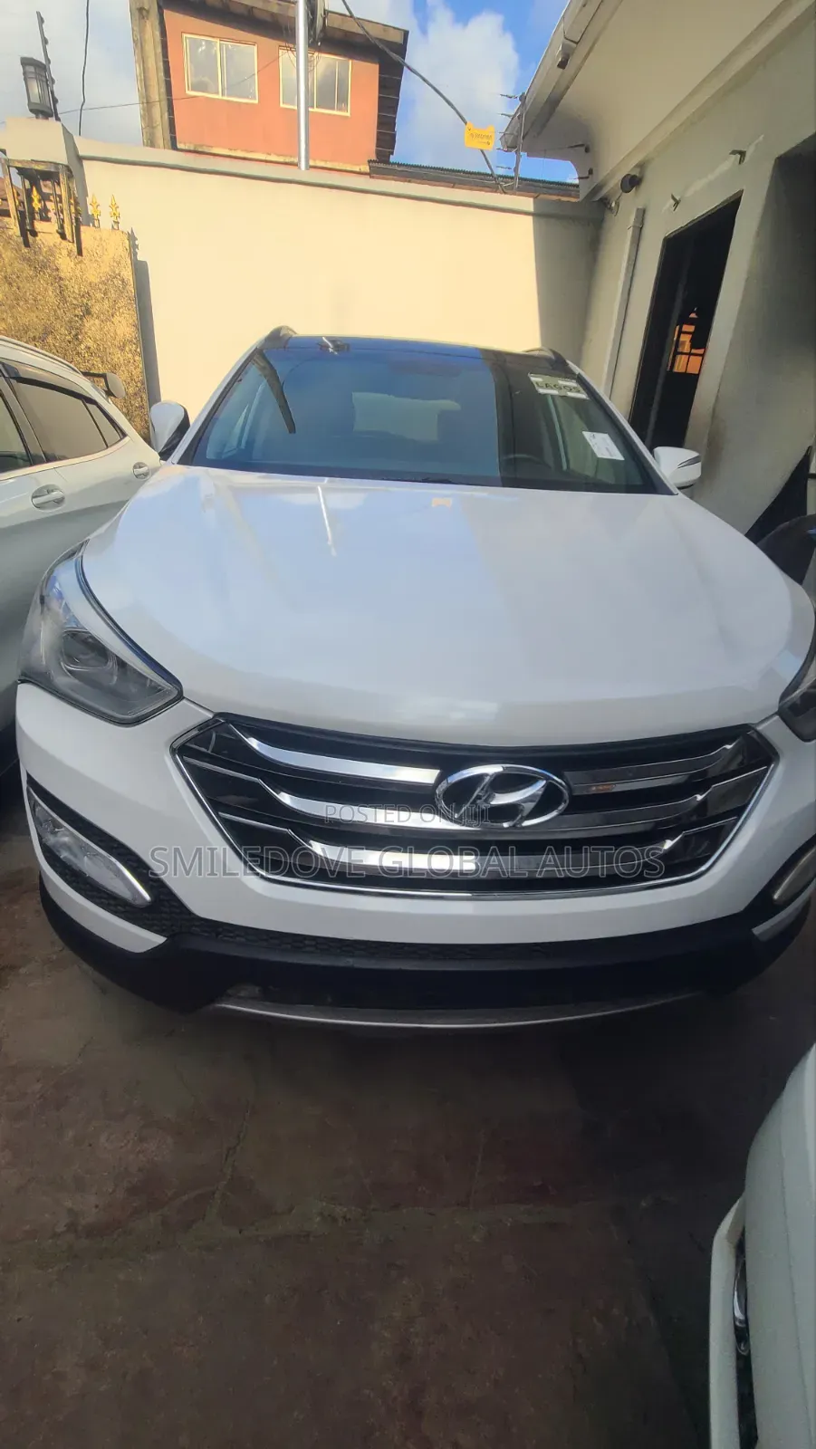 Hyundai Santa Fe 2014 White