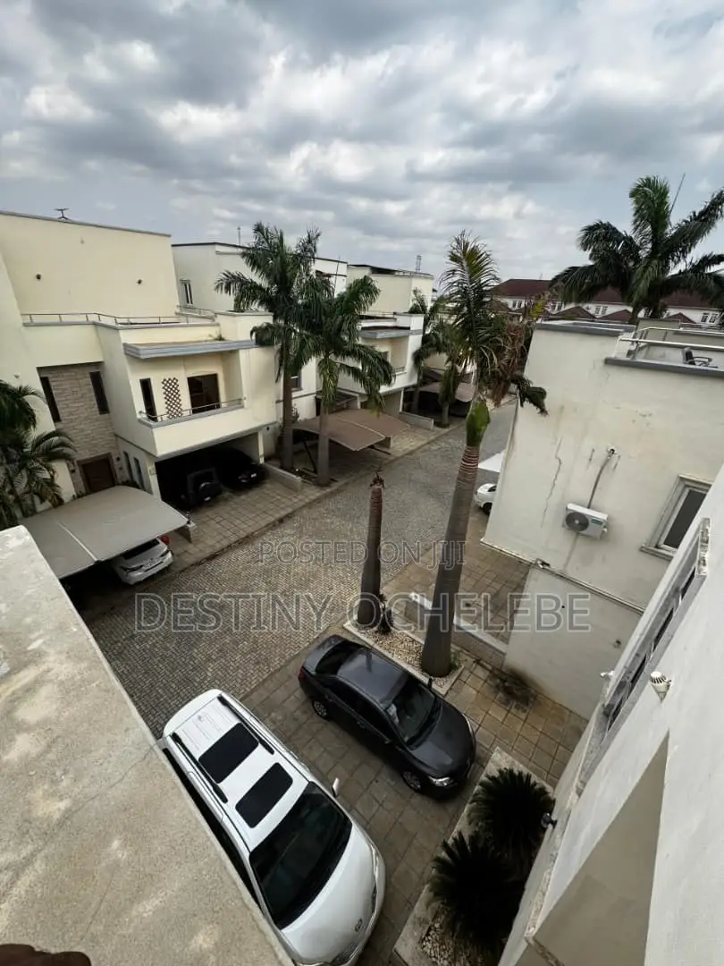 4bdrm Duplex in Katampe Extension for rent