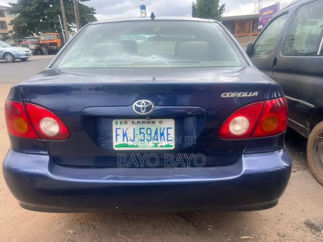 Toyota Corolla 2004 Blue