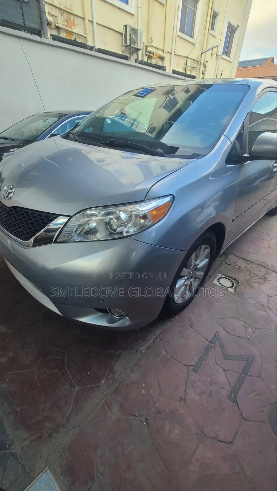 Toyota Sienna 2012 Gray