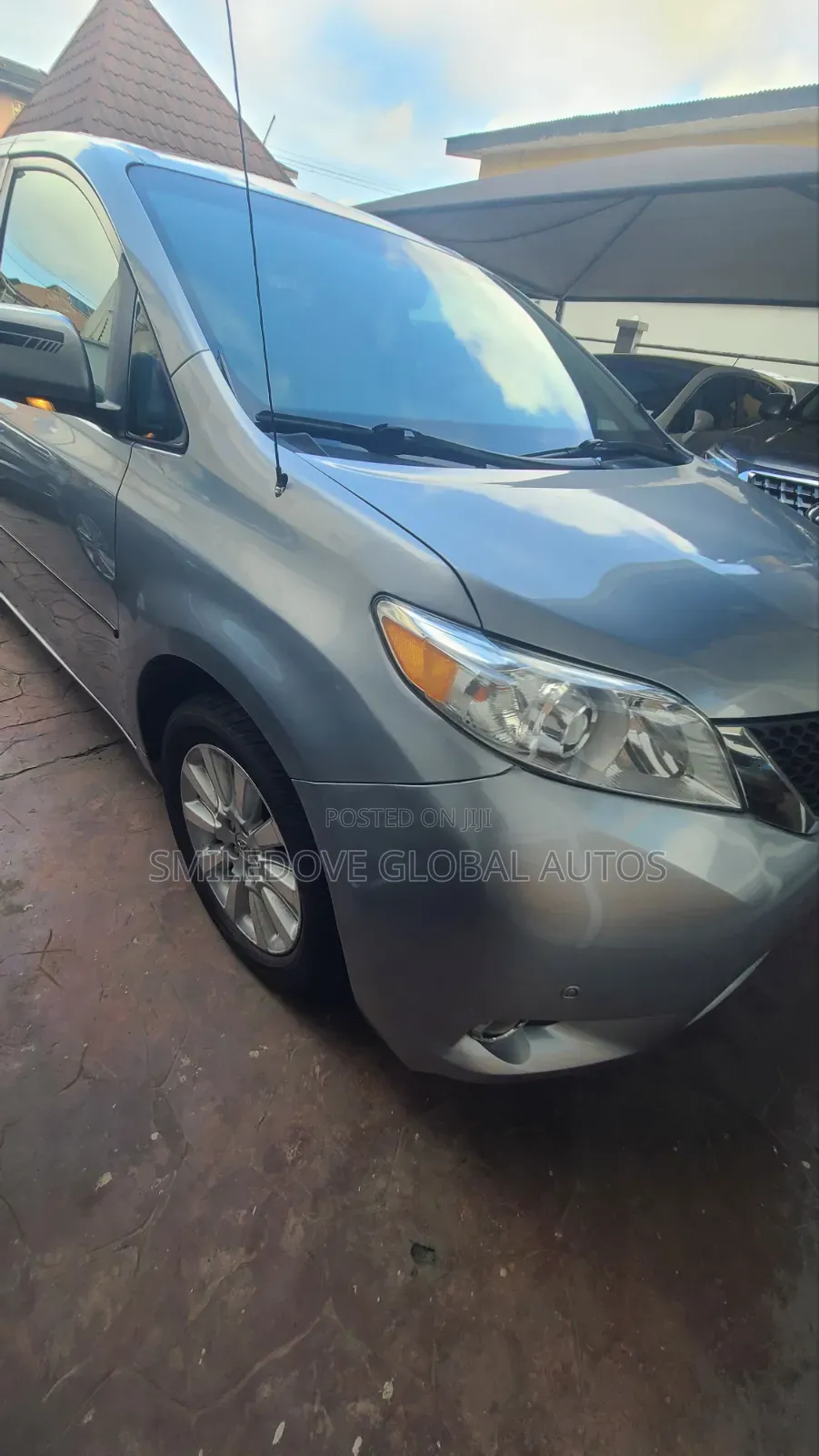 Toyota Sienna 2012 Gray
