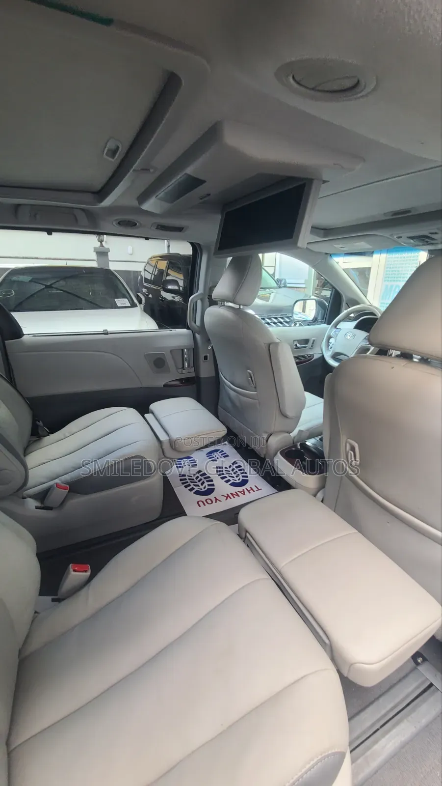 Toyota Sienna 2012 Gray