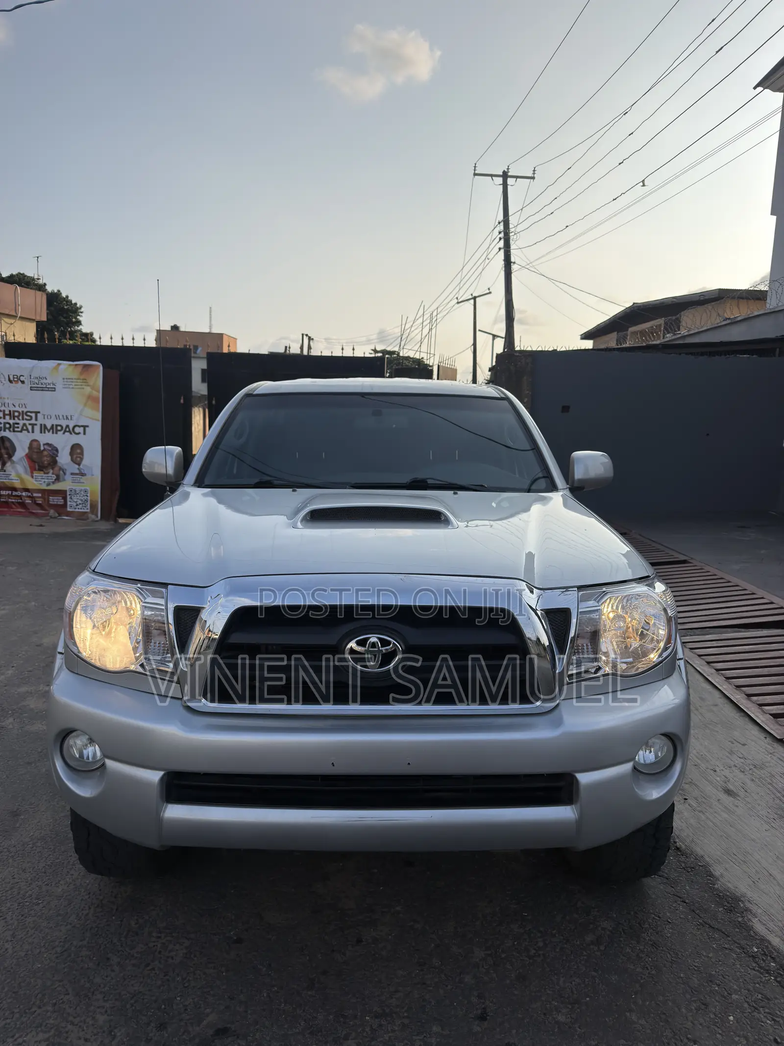 Toyota Tacoma 2010 Silver