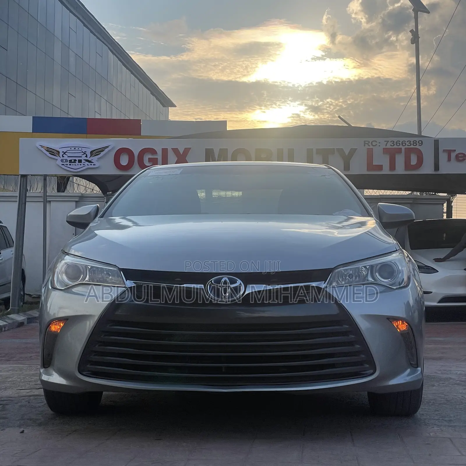 Toyota Camry XSE 4dr Sedan (2.5l 4cyl 6A) 2016 Silver