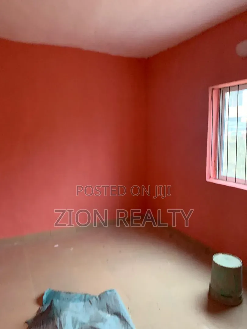 Mini Flat in New Road, Awoyaya for rent