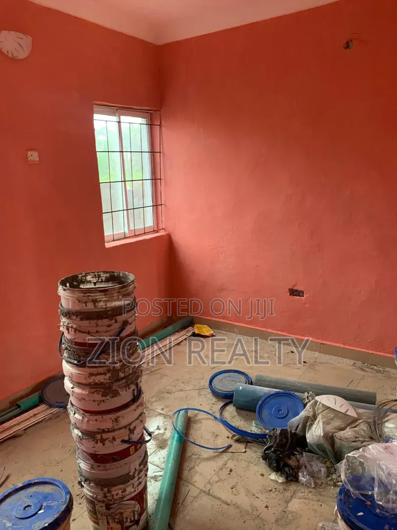 Mini Flat in New Road, Awoyaya for rent