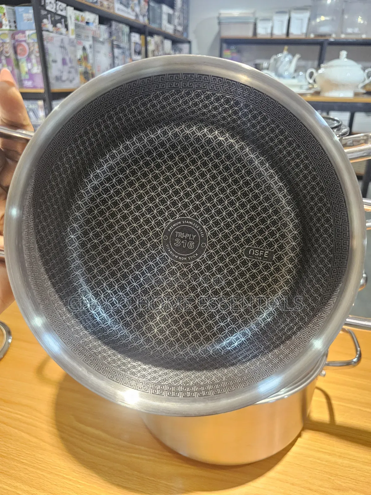 Tri-Ply 316 Titanium Stainless Steel Honeycomb Pot Set