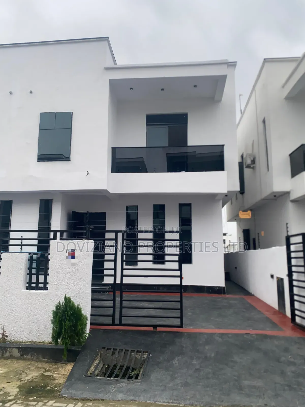 4bdrm Duplex in Ado / Ajah for sale