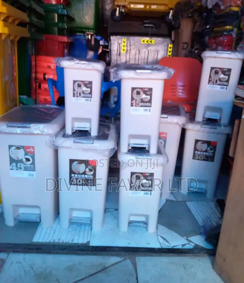 Pedal Dusbin/Waste Bin 10 Litres