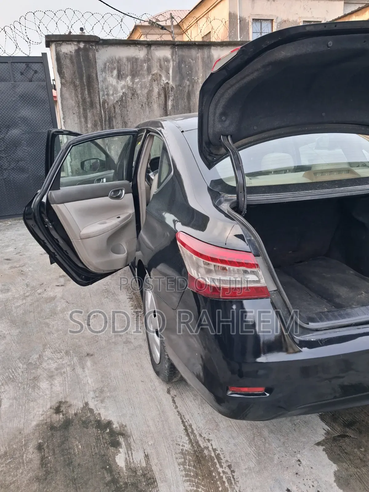 Nissan Sentra 2013 Black