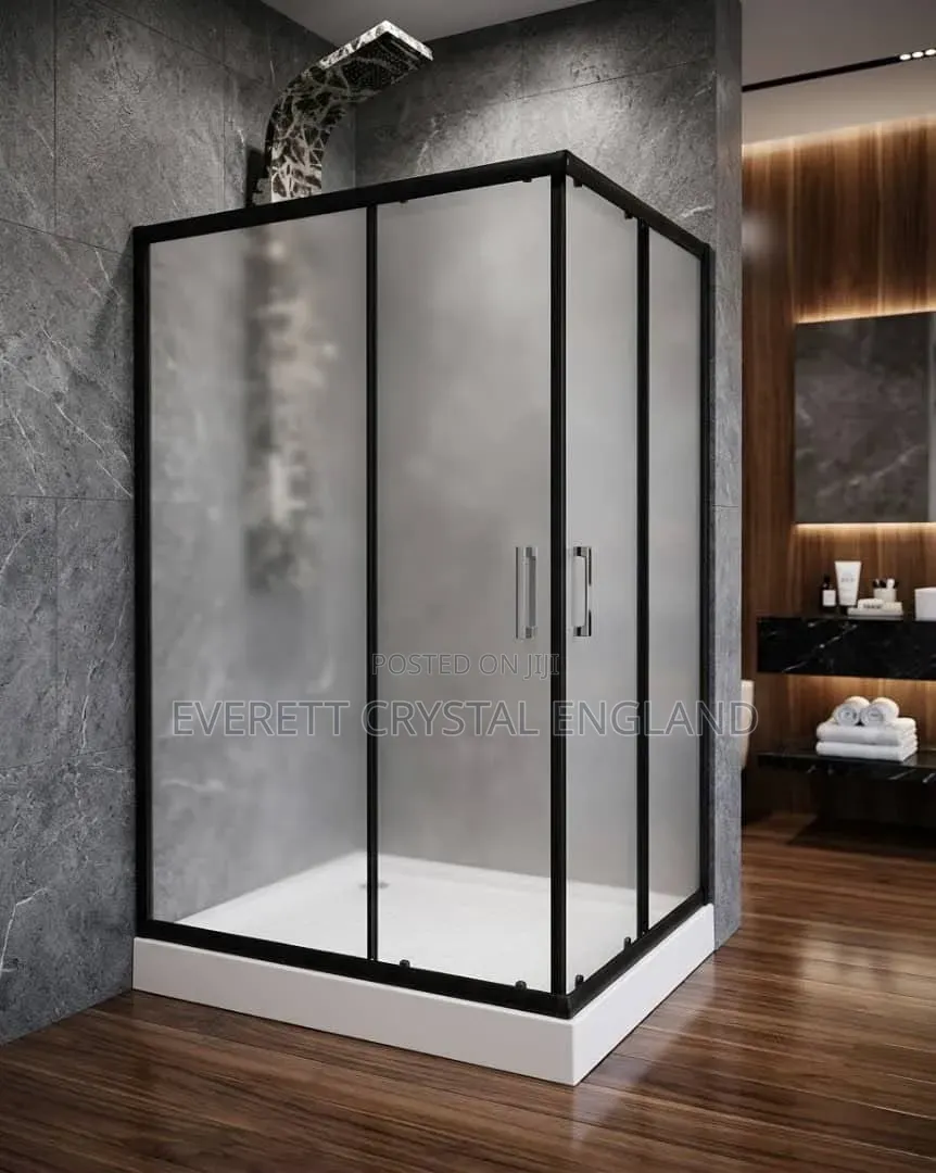 Shower Cubicle Black Design