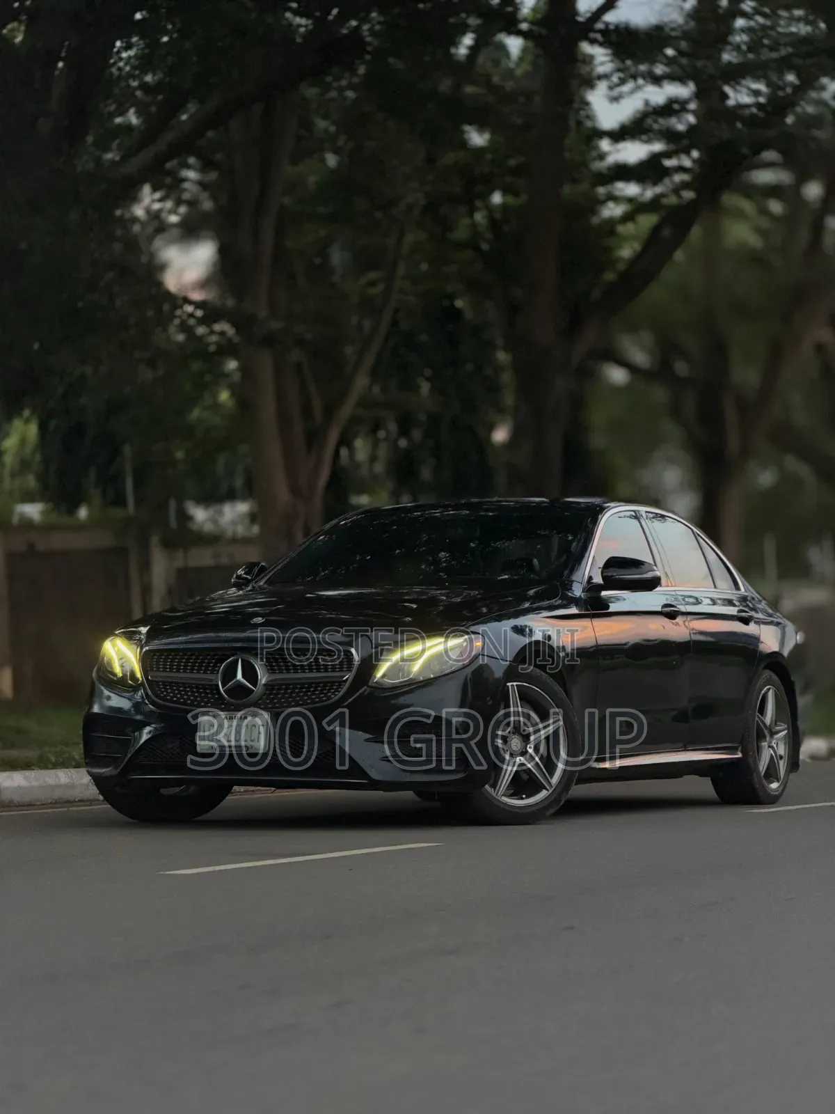 Mercedes-Benz E300 2016 Black