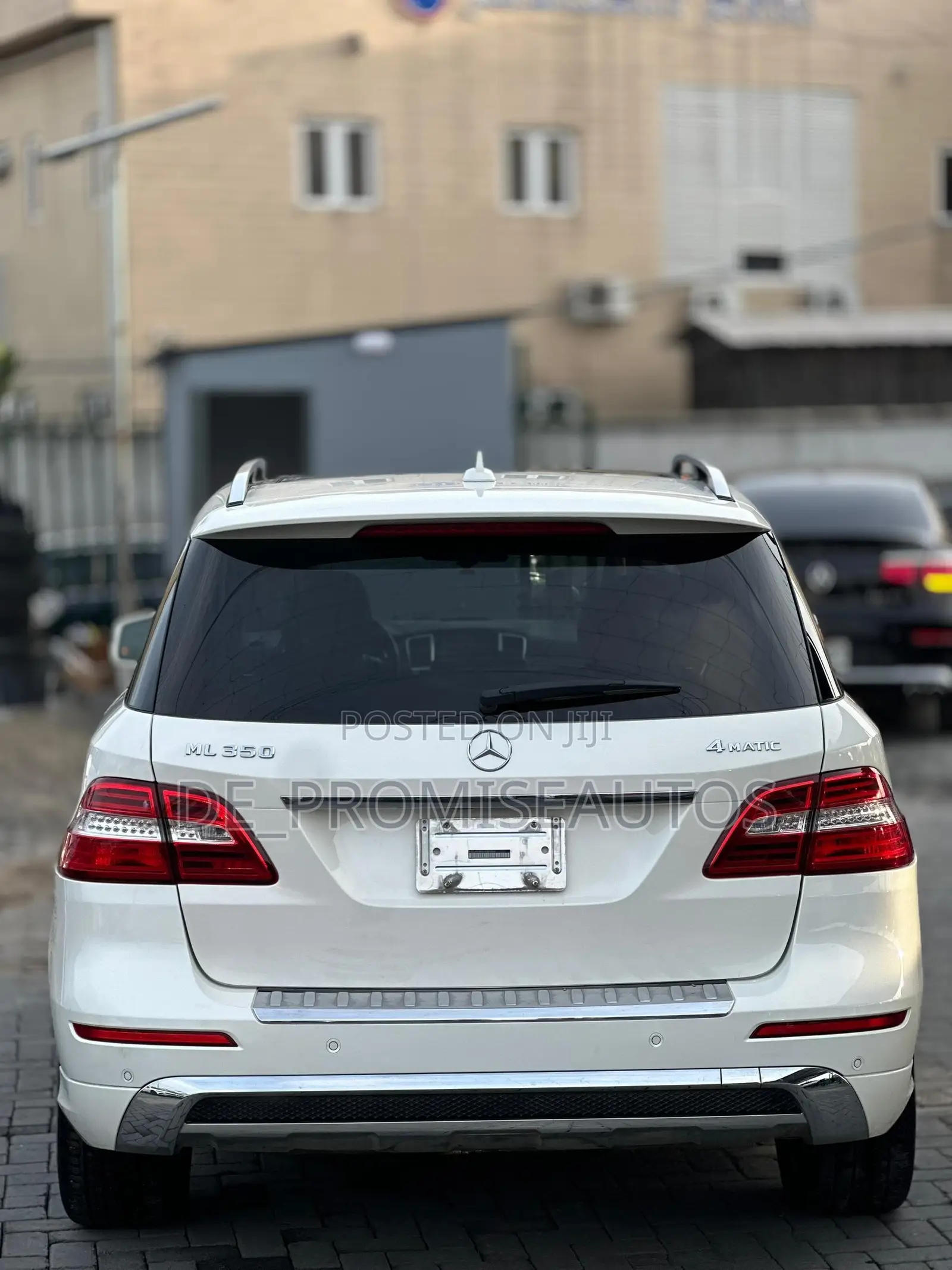 Mercedes-Benz M Class ML350 4MATIC 4dr SUV AWD (3.5L 6cyl 7A) 2014