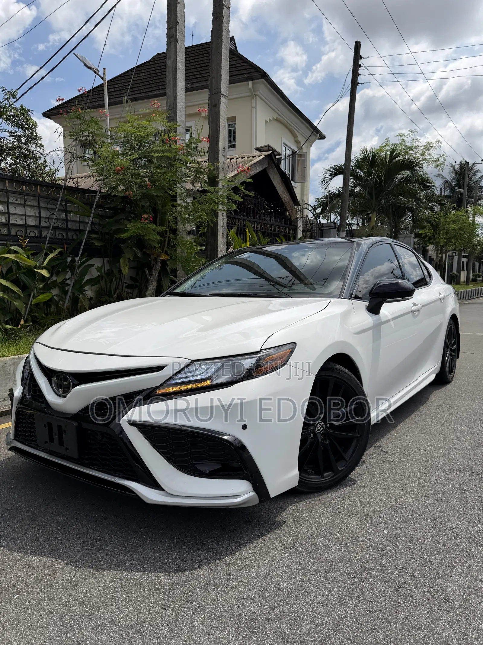 Toyota Camry 2023 White