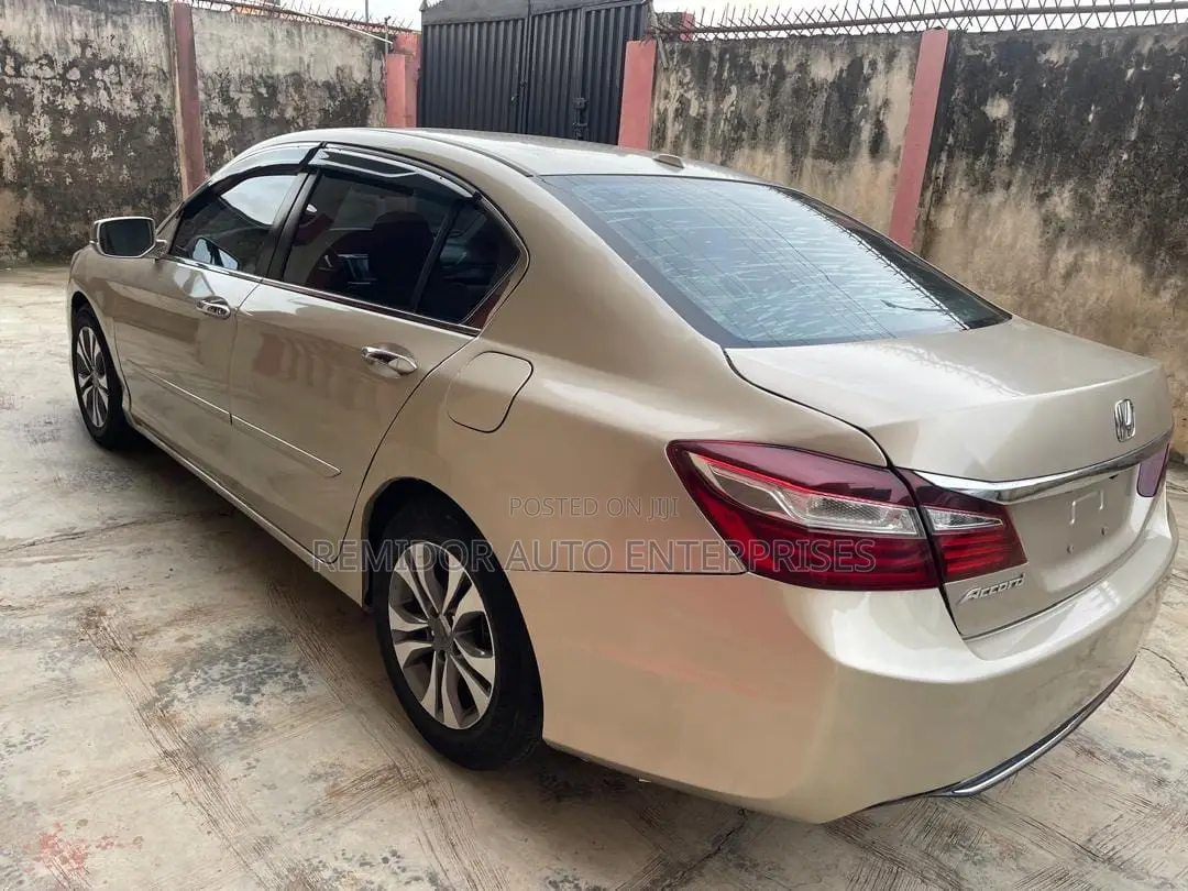 Honda Accord 2016 Gold