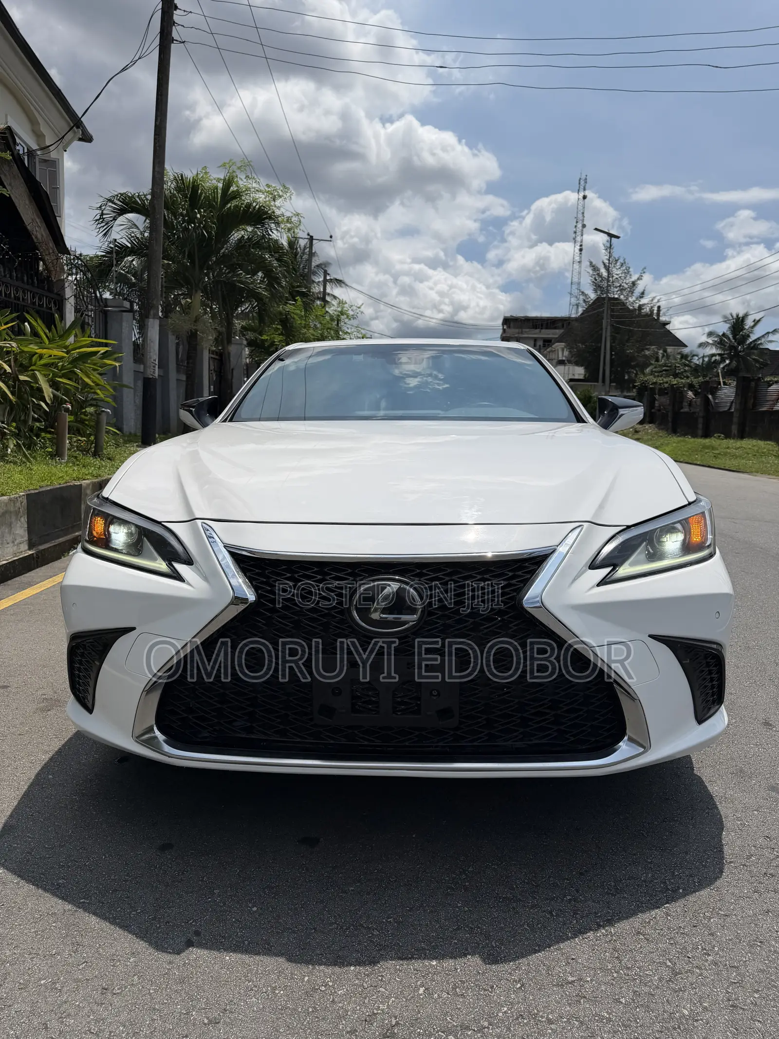 Lexus ES 2019 White