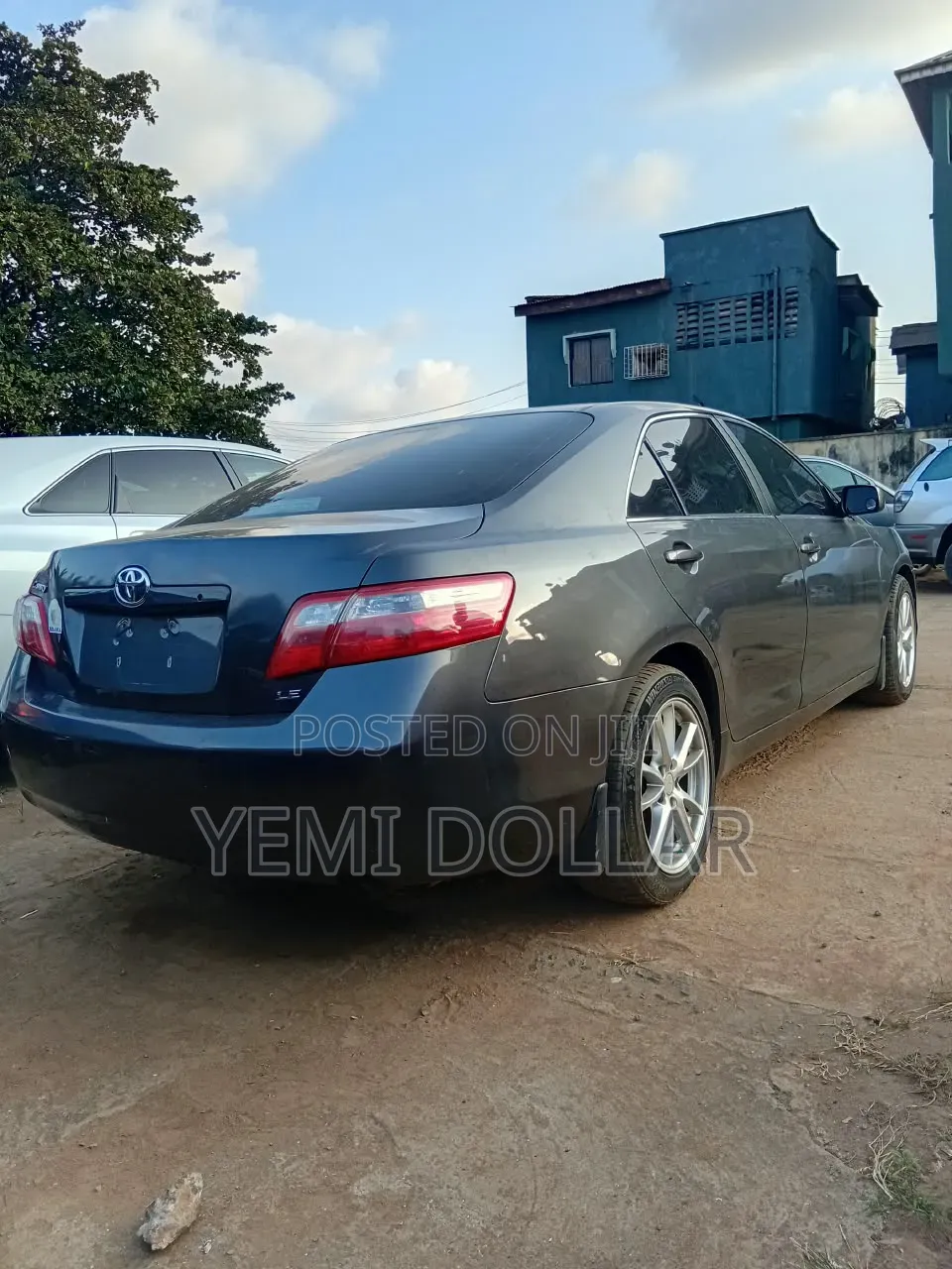 Toyota Camry LE 4dr Sedan (2.4L 4cyl 5A) 2009 Gray