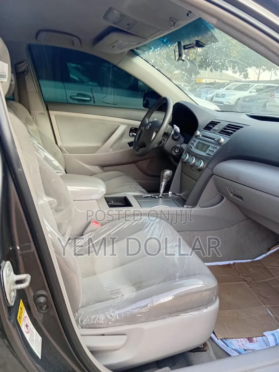 Toyota Camry LE 4dr Sedan (2.4L 4cyl 5A) 2009 Gray