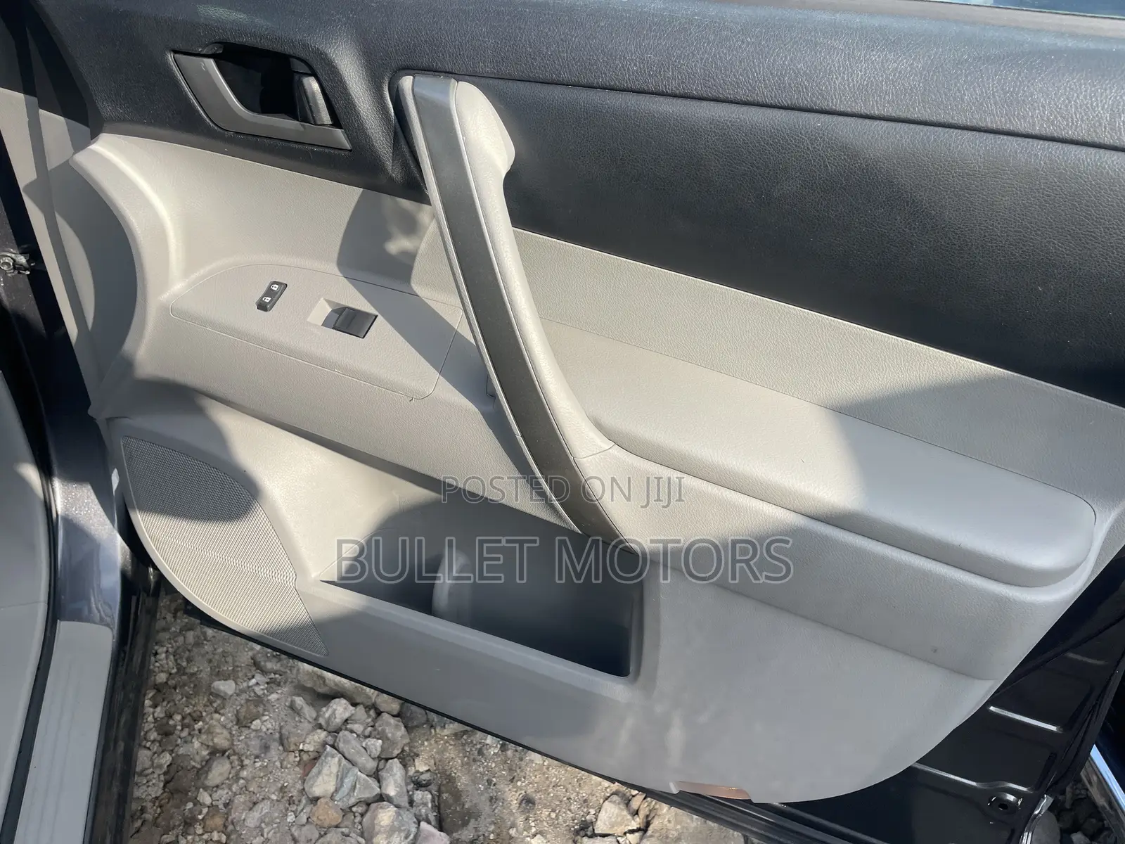 Toyota Highlander Limited 3.5L 2WD 2013 Gray
