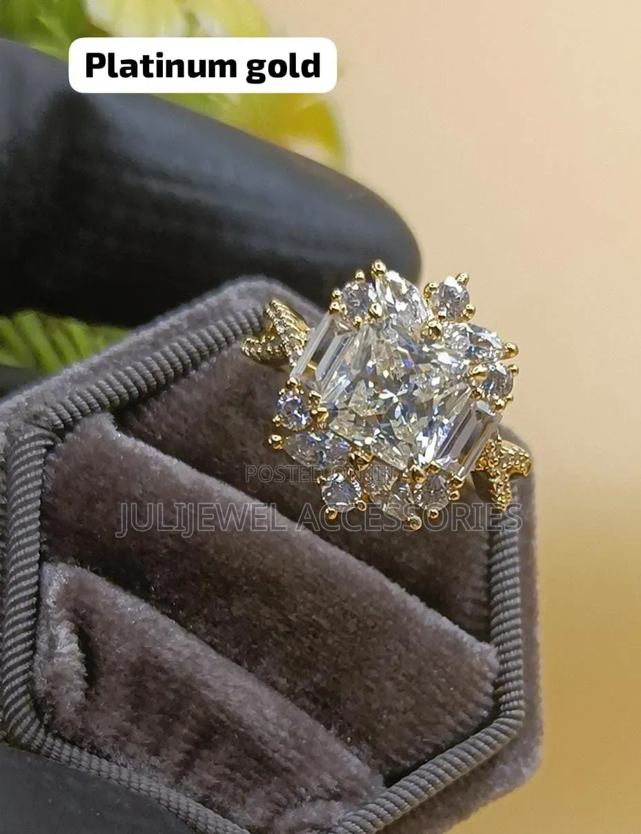 Platinum Royal Engagement/Promise Ring Diamond White 18K Plated Luxury