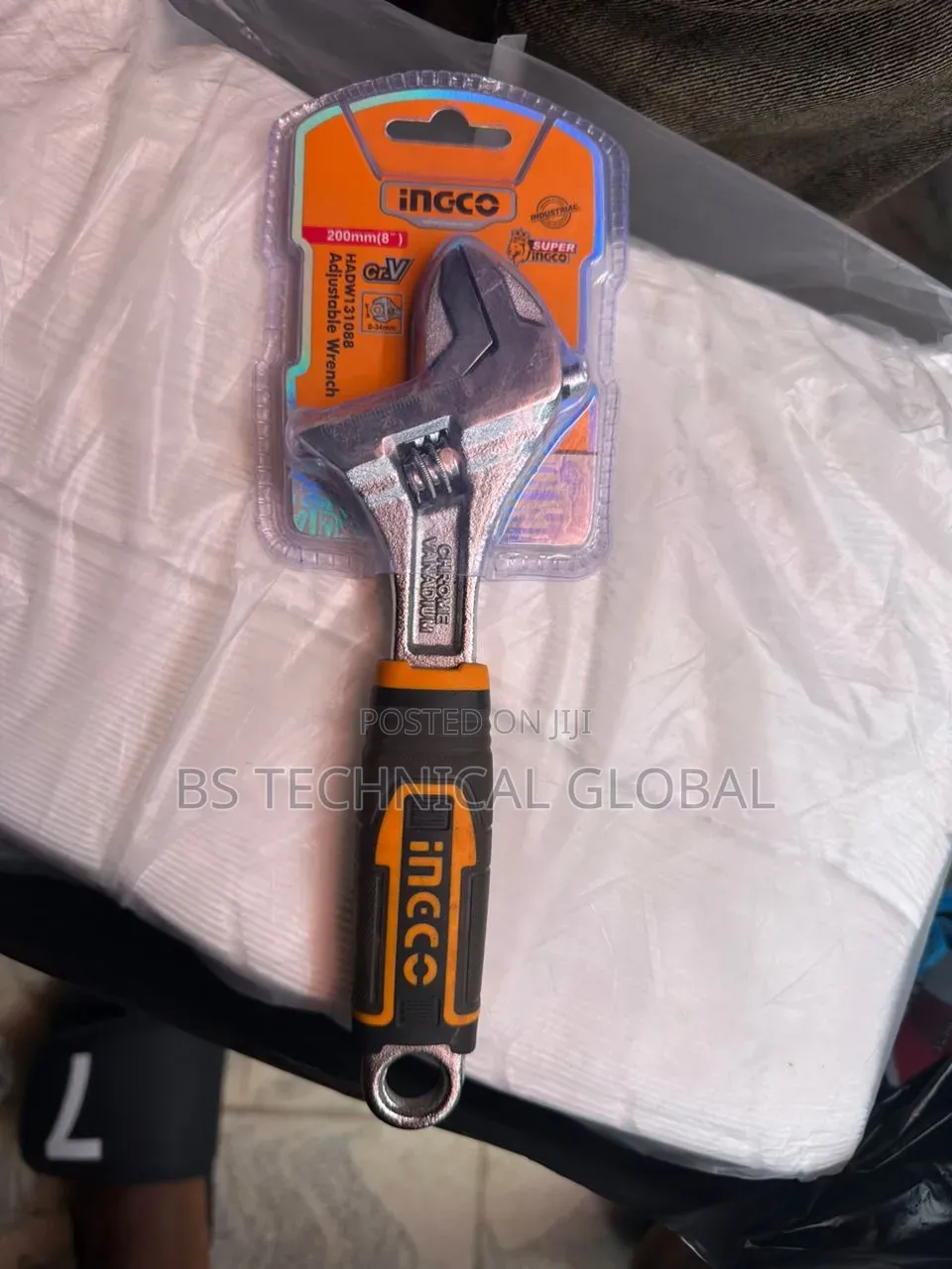 Aj Spanner 8"