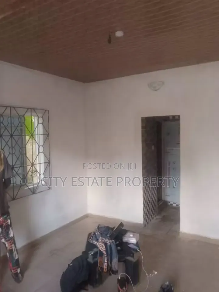 Studio Apartment in Villa Estate, Rumuodara for rent