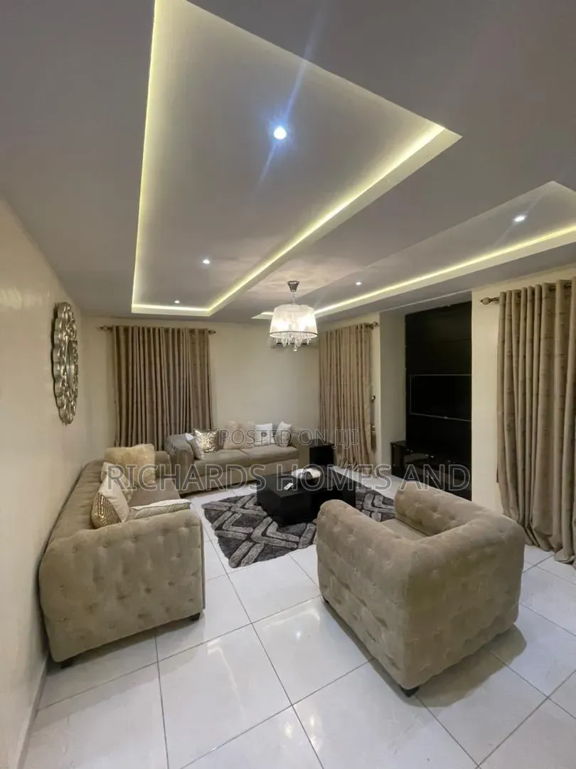Furnished 4bdrm Duplex in Ikota for rent